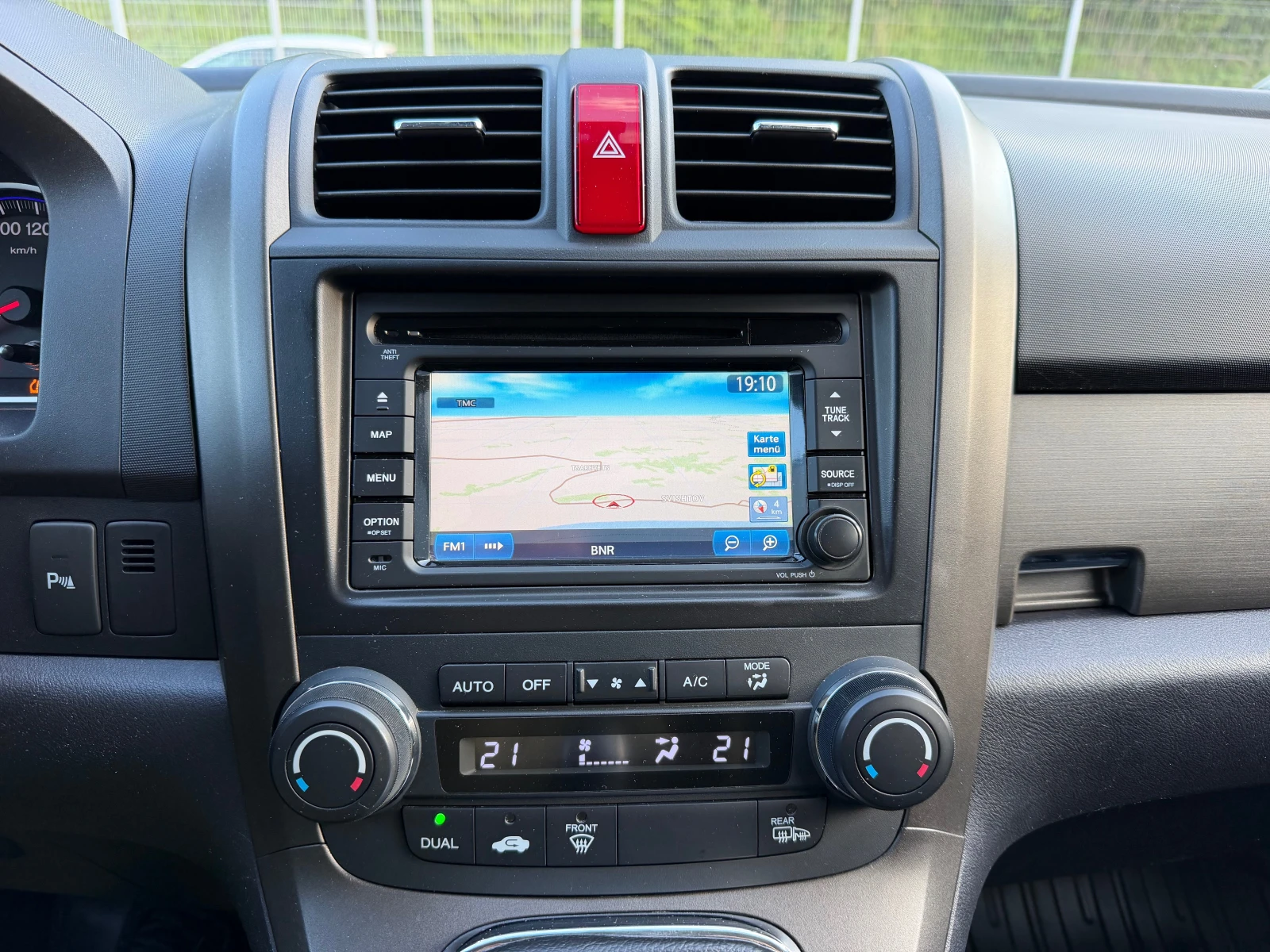 Honda Cr-v 2.2DIESEL* FACE* 4X4* TOP, снимка 12 - Автомобили и джипове - 54390947