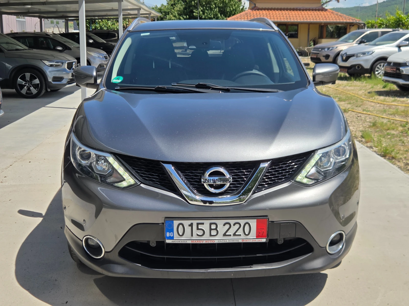 Nissan Qashqai 1.6 DCI * * 360-Kamera* * PARK ASSIST* NAVI* DISTR, снимка 2 - Автомобили и джипове - 54548547