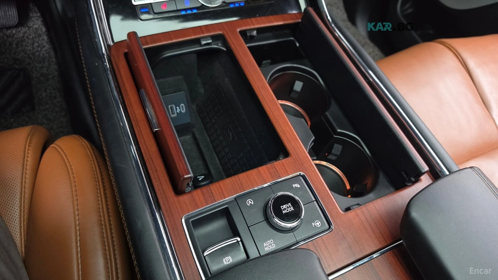Lincoln Navigator * 3.5* ПОДГРЕВ* ОБДУХВАНЕ* ПАНОРАМА* TV* МАСААЖИ* , снимка 8 - Автомобили и джипове - 54660658