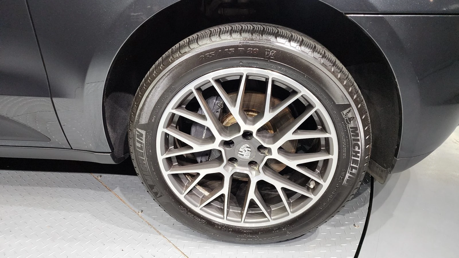 Porsche Macan ЛЮК* ПОДГРЕВ ВОЛАН* ЕЛ. БАГАЖНИК* КРАЙНА ЦЕНА, снимка 5 - Автомобили и джипове - 55271966