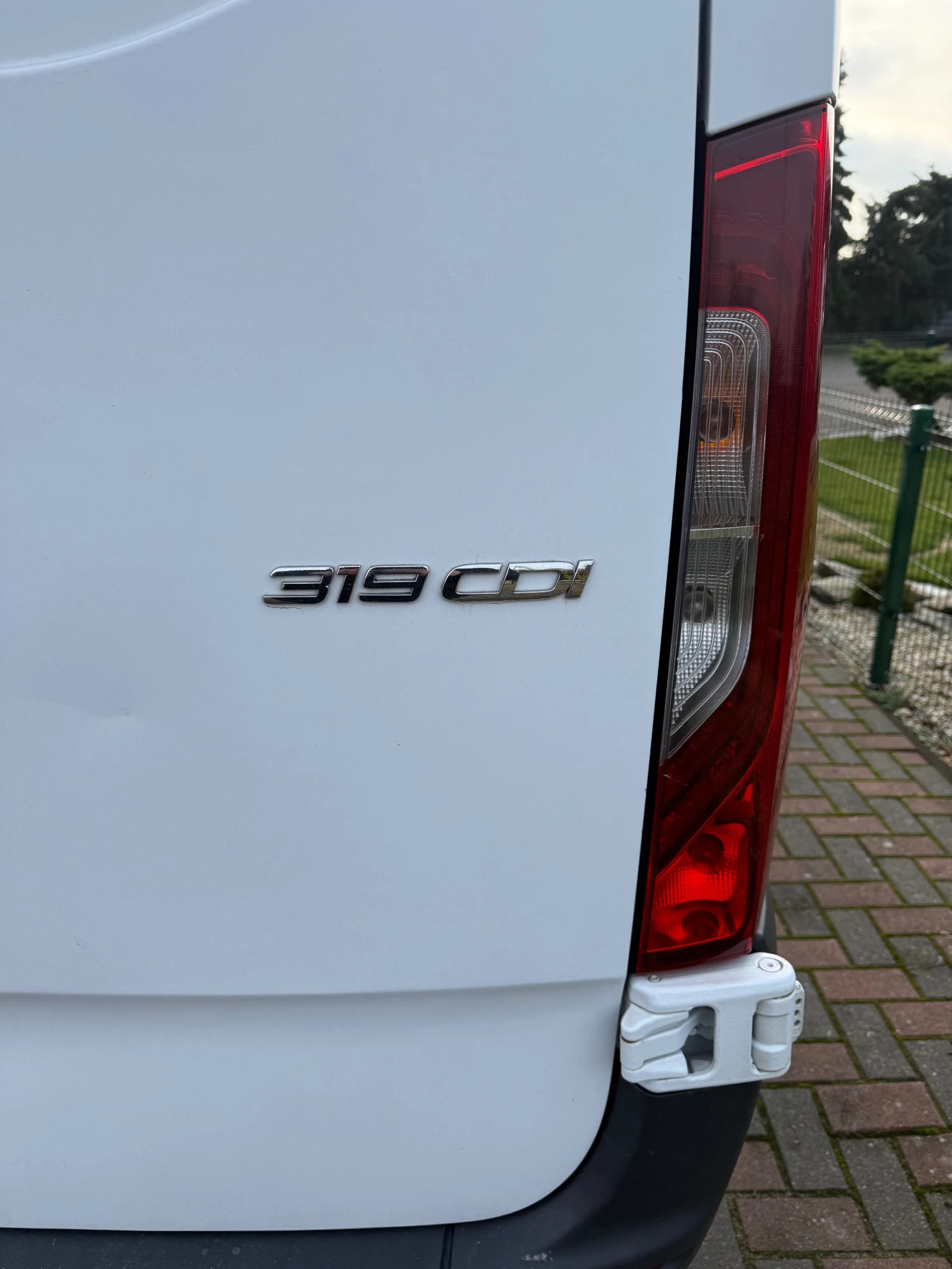 Mercedes-Benz Sprinter 319 V6 - изображение 5