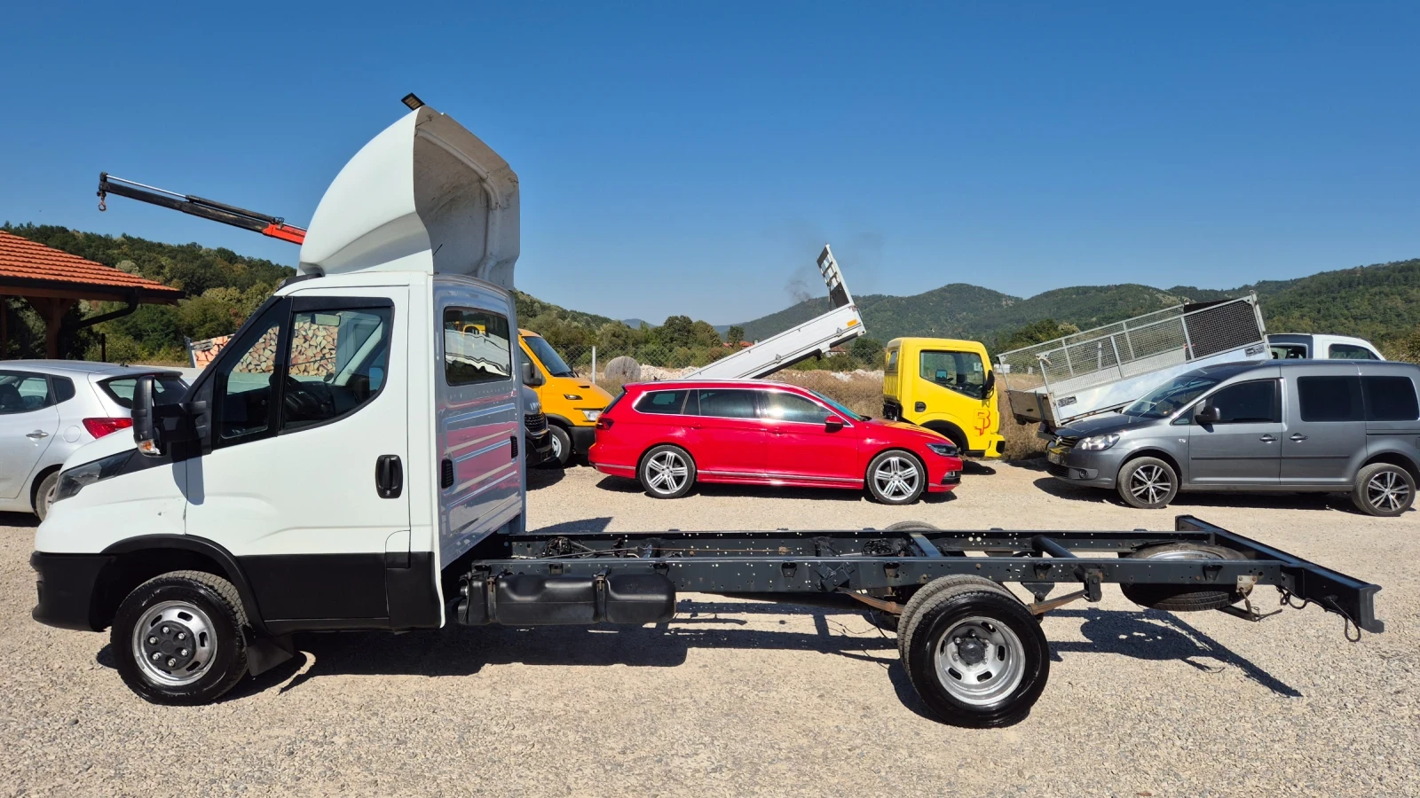 Iveco Daily 35c18* КЛИМА* 4.10междуосие* на шаси* 3.5тона* , снимка 5 - Бусове и автобуси - 56002183
