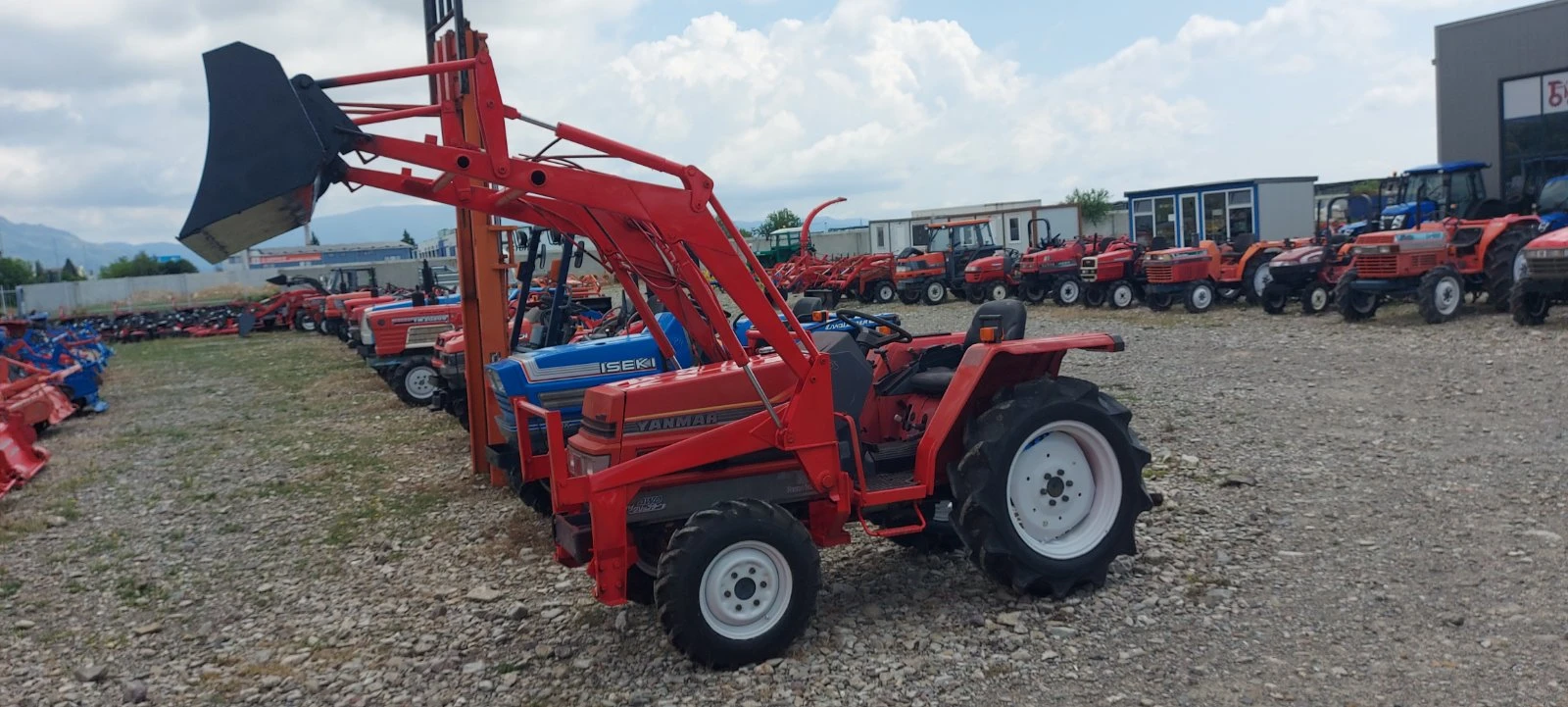 Трактор Yanmar Техно груп М - изображение 3