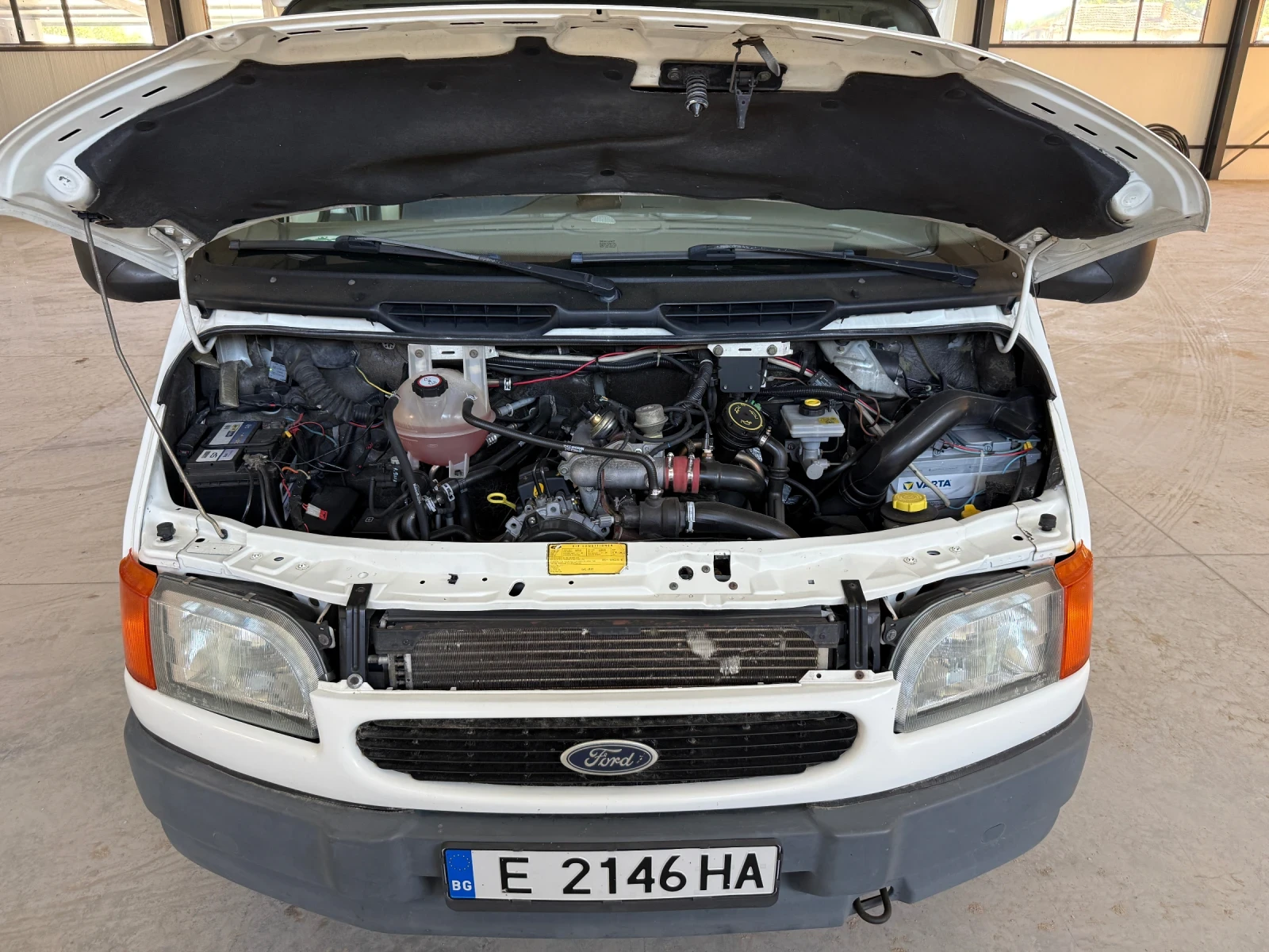 Кемпер Ford, снимка 9 - Каравани и кемпери - 54715173