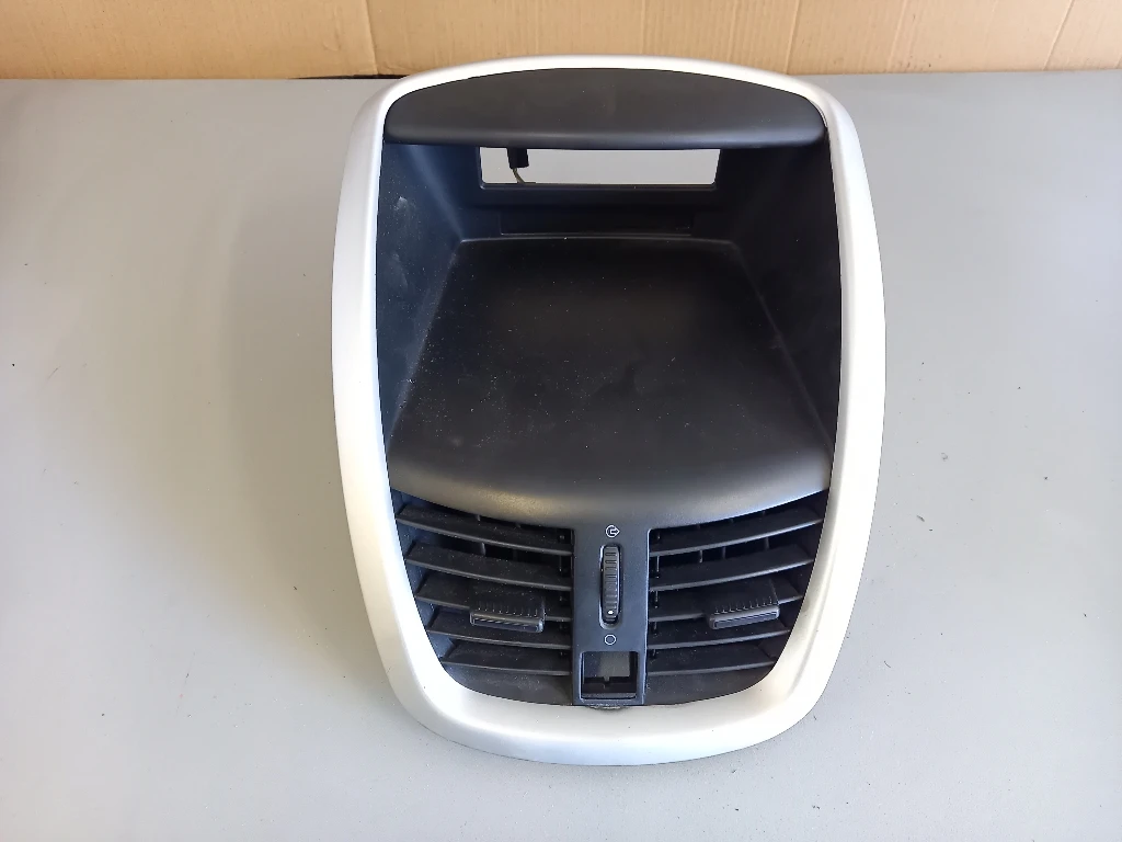 ��������� ������� ���������� ���� 207SW  | Mobile.bg � ����������� 1