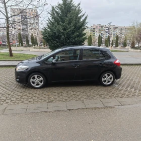Toyota Auris 1.33, снимка 2