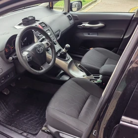 Toyota Auris 1.33, снимка 7