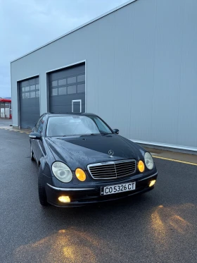 Mercedes-Benz E 320, снимка 1