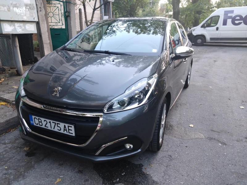 Peugeot 208, снимка 1 - Автомобили и джипове - 47222606