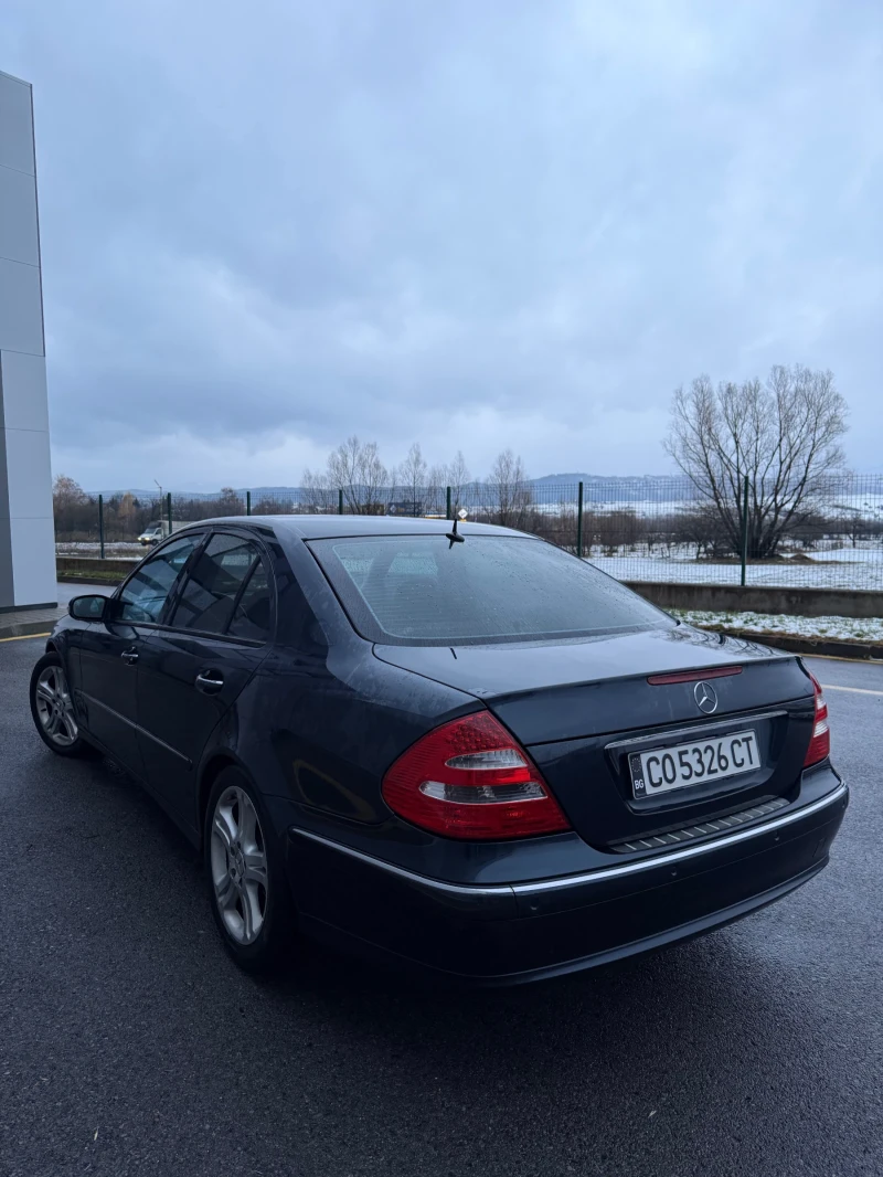 Mercedes-Benz E 320, снимка 6 - Автомобили и джипове - 48167726