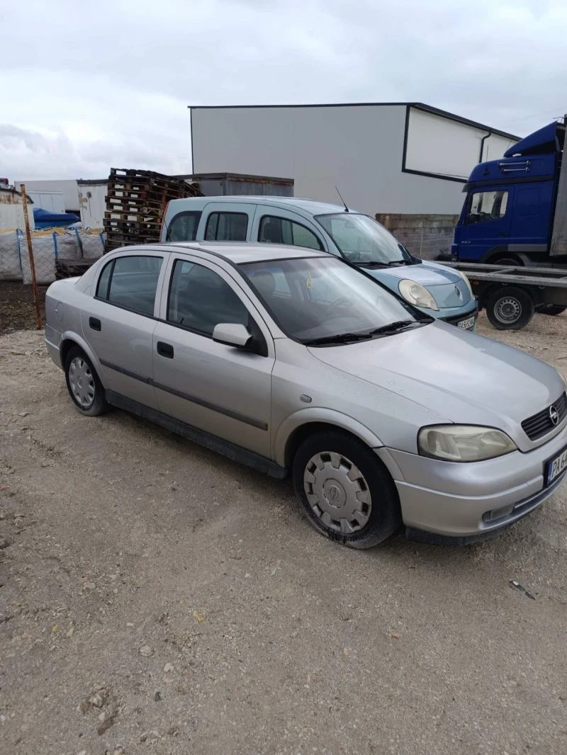 Opel Astra, снимка 4 - Автомобили и джипове - 48258186