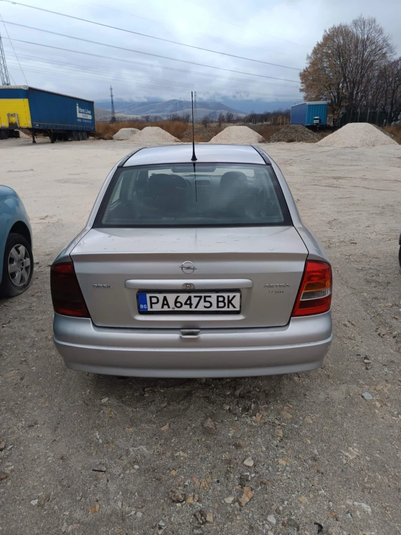 Opel Astra, снимка 2 - Автомобили и джипове - 48258186