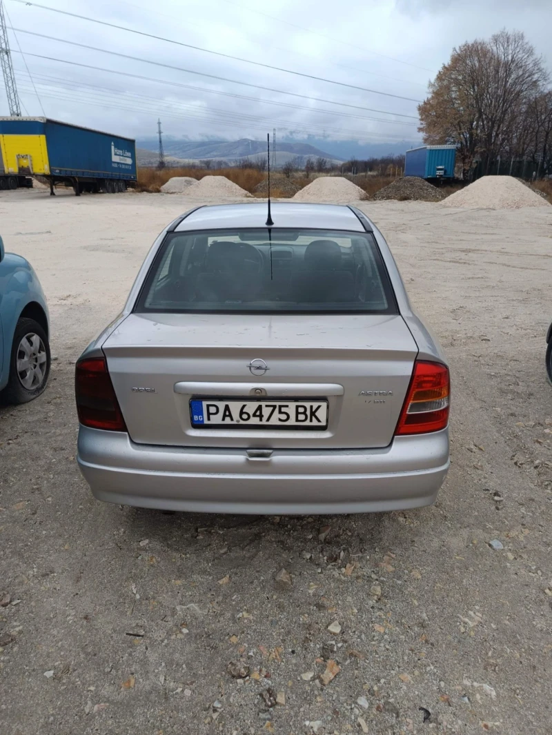 Opel Astra, снимка 5 - Автомобили и джипове - 48258186