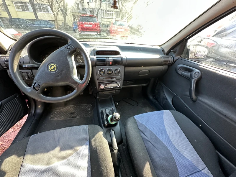 Opel Corsa, снимка 8 - Автомобили и джипове - 49178001