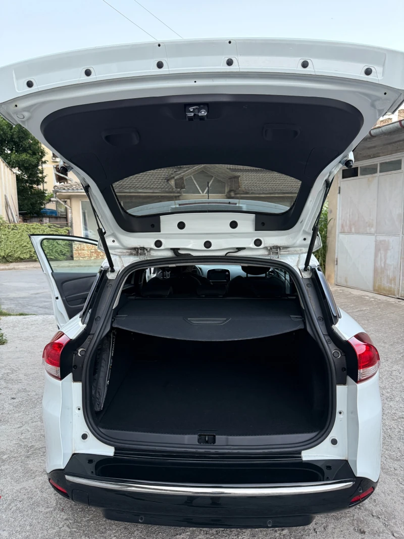 Renault Clio, снимка 11 - Автомобили и джипове - 52825344