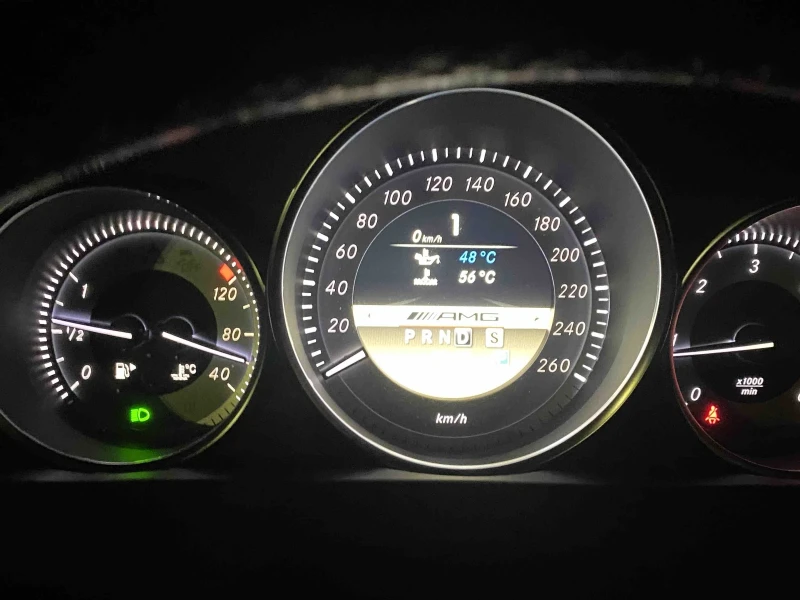 Mercedes-Benz C 200 7G Tronic, снимка 12 - Автомобили и джипове - 52977133