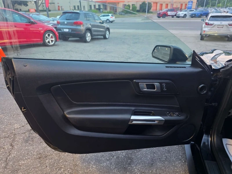 Ford Mustang * I4 Coupe * CARFAX * ЦЕНА ДО БГ, снимка 11 - Автомобили и джипове - 53179527