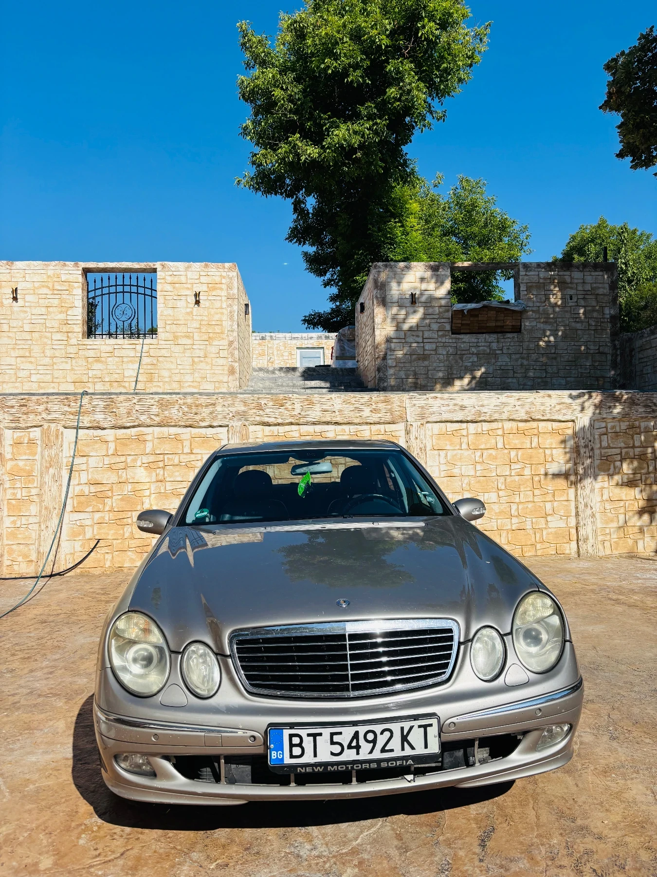 Mercedes-Benz E 320, снимка 1