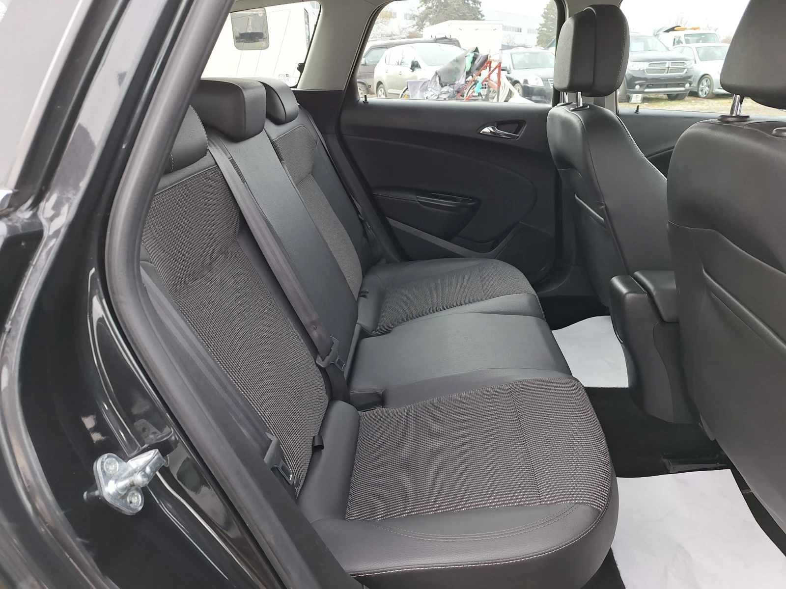 Opel Astra 1.6CDTI* COSMO* FACELIFT* EURO 6B | Mobile.bg — изображение 14