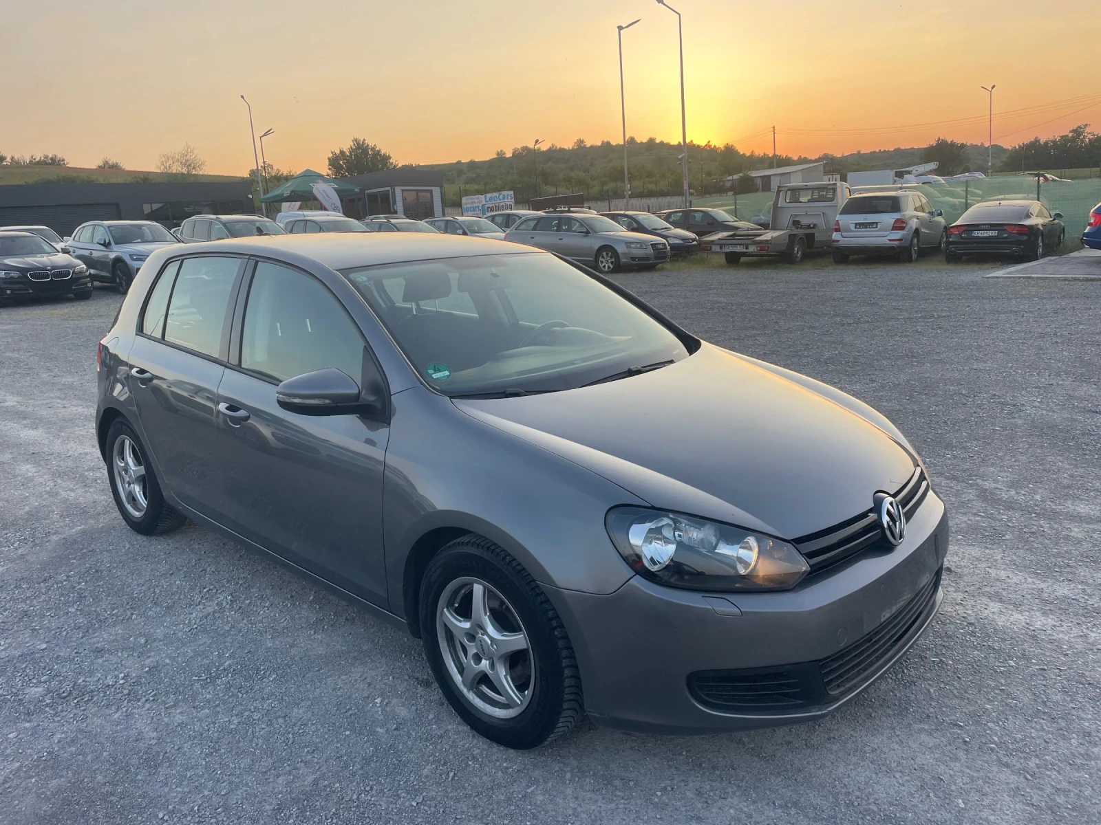 VW Golf 1.6TDI HIGHLINE NAVI ПОДГРЕВ - изображение 3