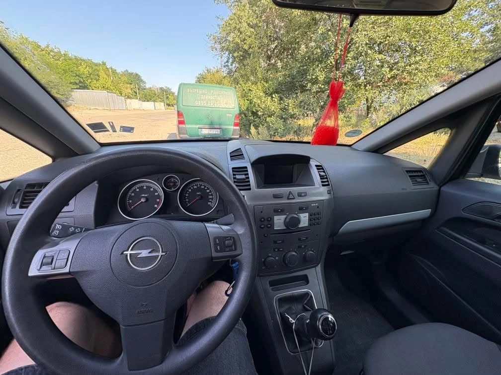 Opel Zafira  - изображение 6