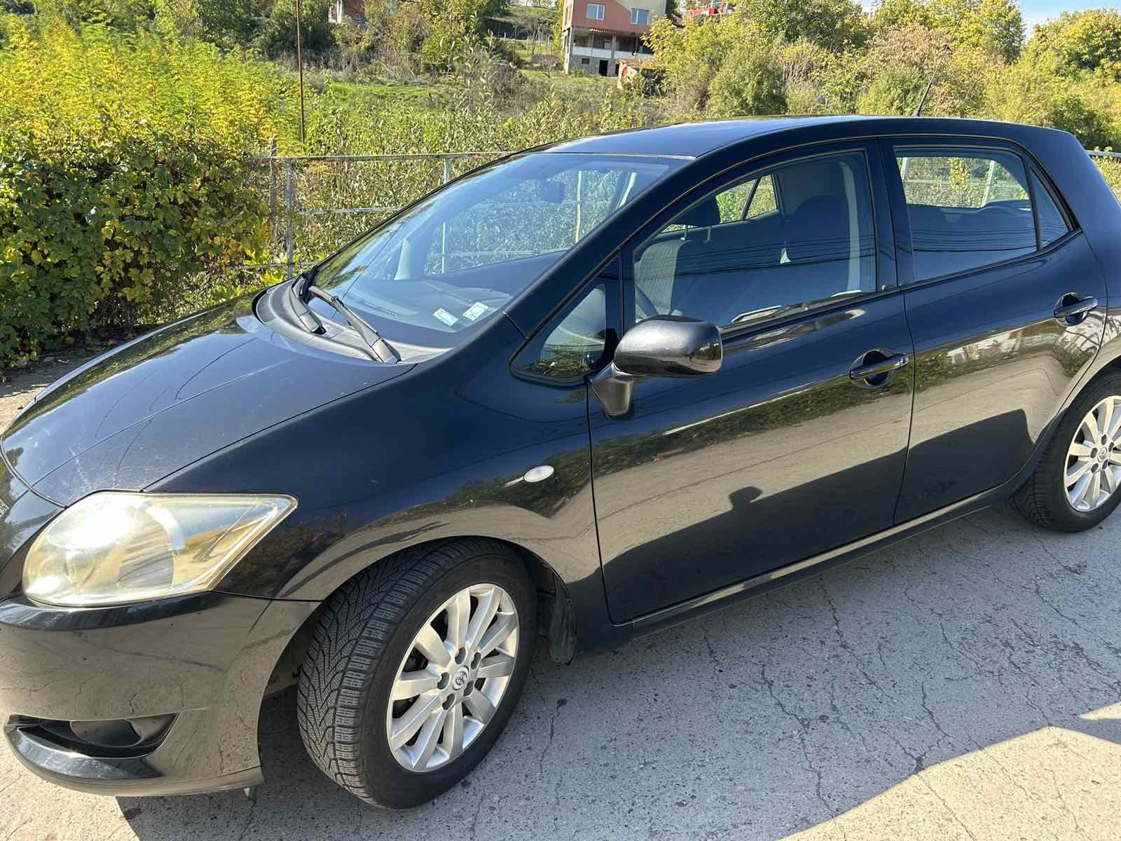 Toyota Auris 1.4 D-4D - изображение 4