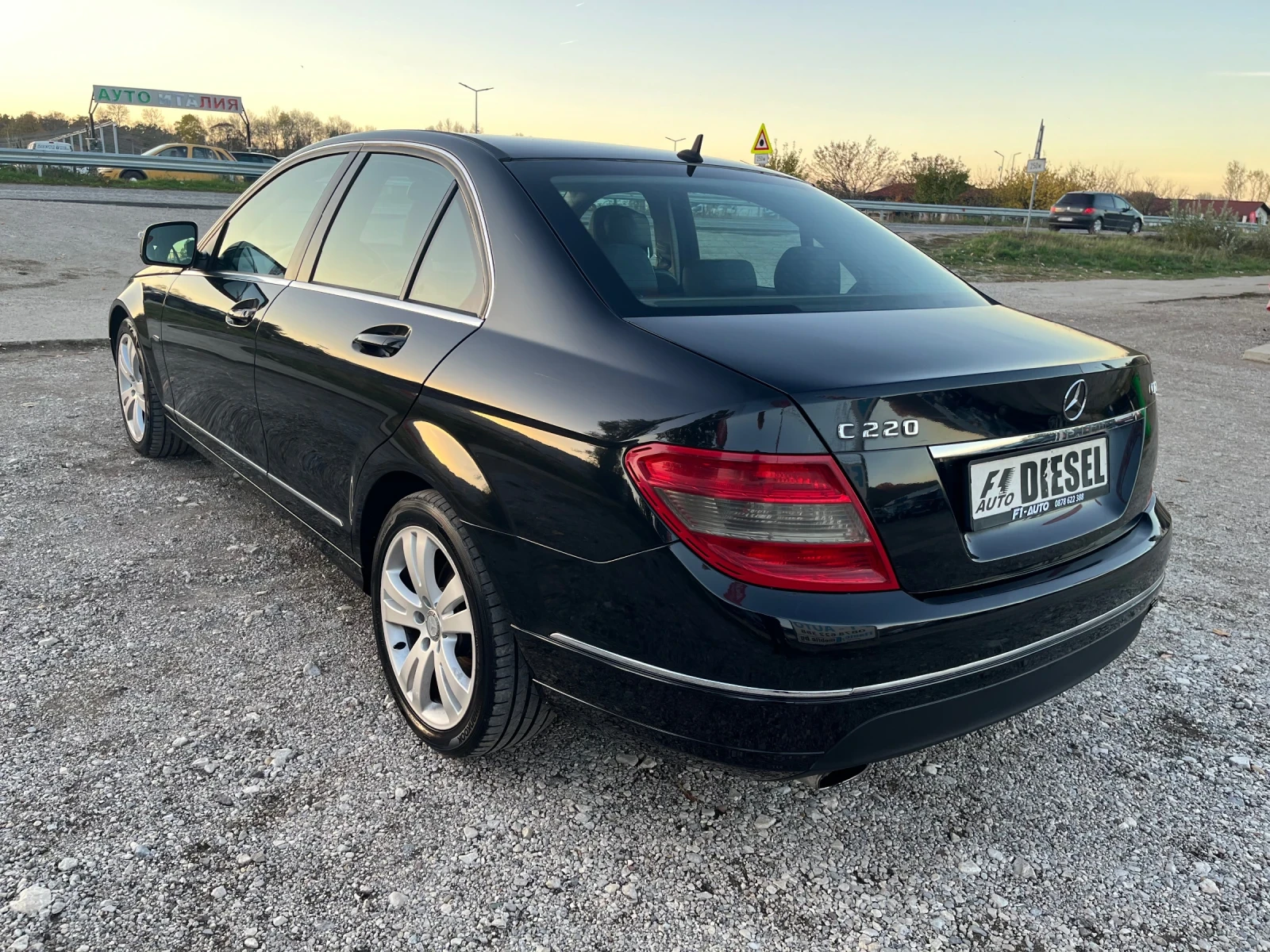 Mercedes-Benz C 220 2.2CDI-170-AVANGARD-NAVI-ITALIA - изображение 10