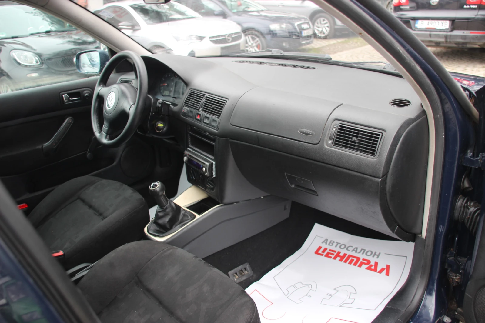 VW Golf IV 1.6 i С РЕГИСТРАЦИЯ  - изображение 10