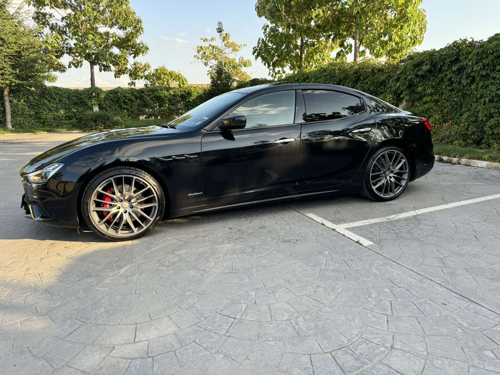 Maserati Ghibli SQ4 S "21, снимка 5 - Автомобили и джипове - 53725789