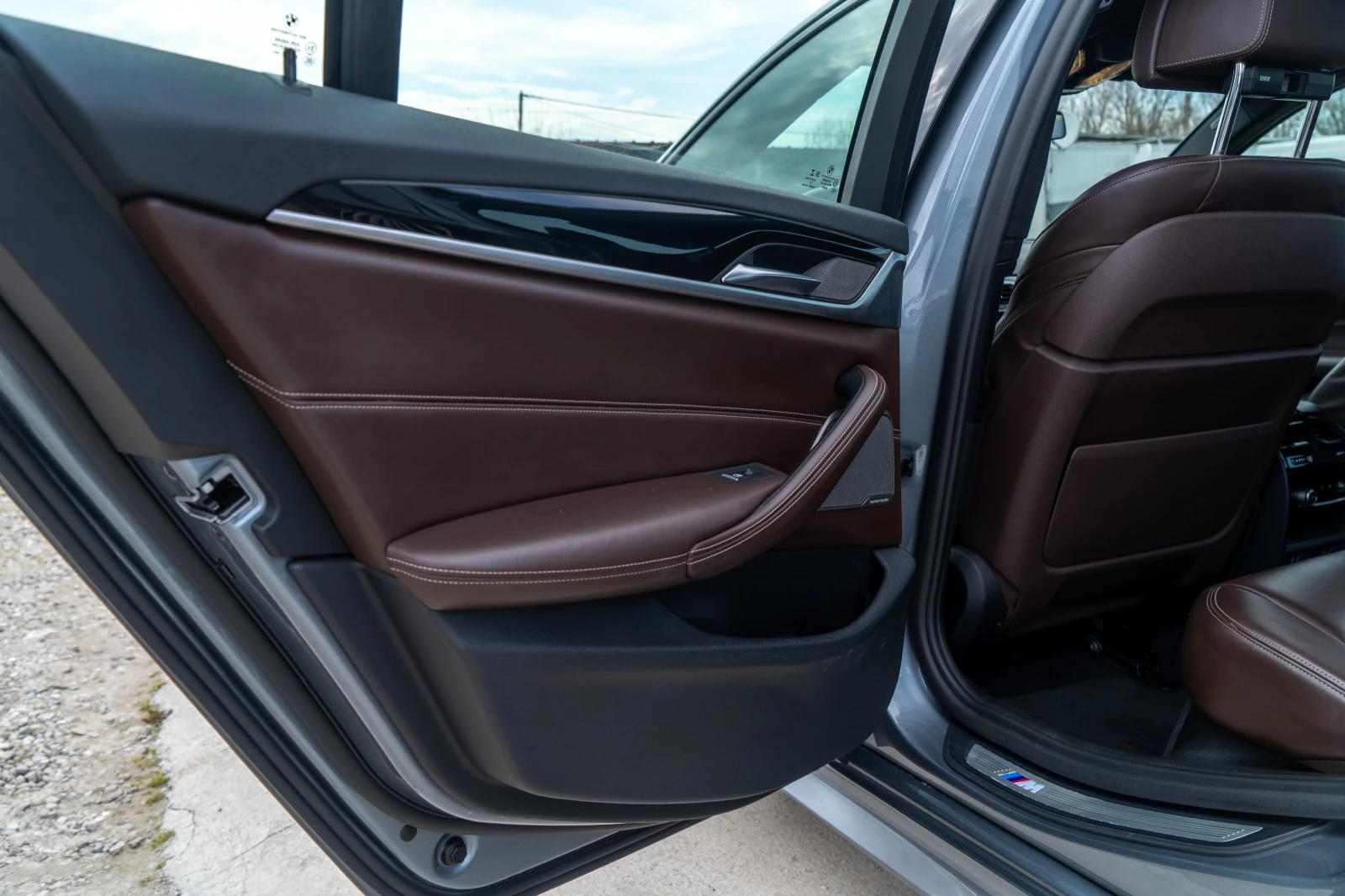 BMW 550 M-PERFORMANCE = FULL MAX = 2018 = ������ | Mobile.bg � ����������� 12