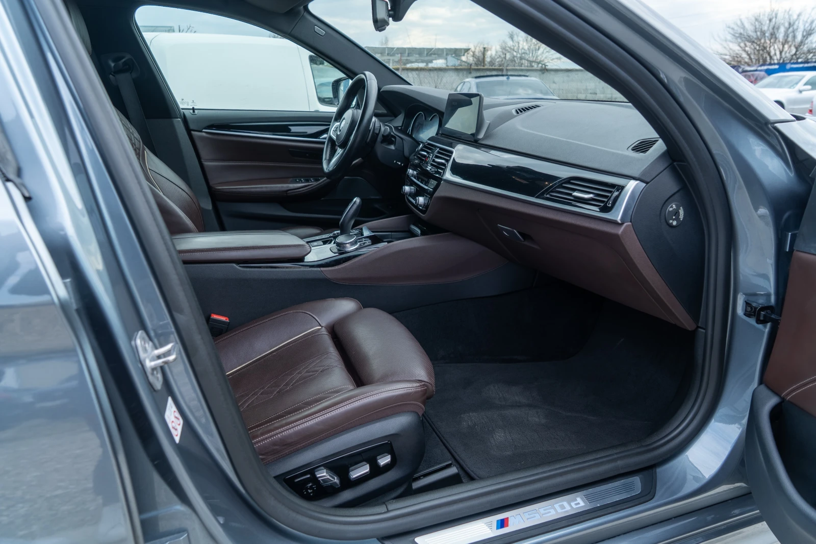 BMW 550 M-PERFORMANCE = FULL MAX = 2018 = ������ | Mobile.bg � ����������� 10