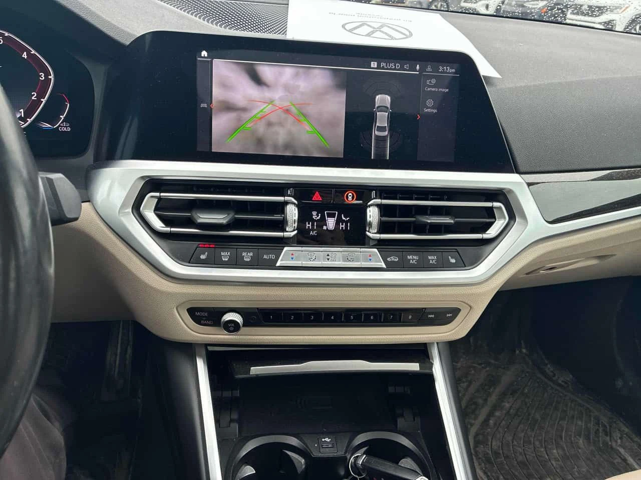 BMW 330 * xDrive * CARFAX * ПАНО * KEYLESS * КЛИП НА МОТОР, снимка 9 - Автомобили и джипове - 53995145