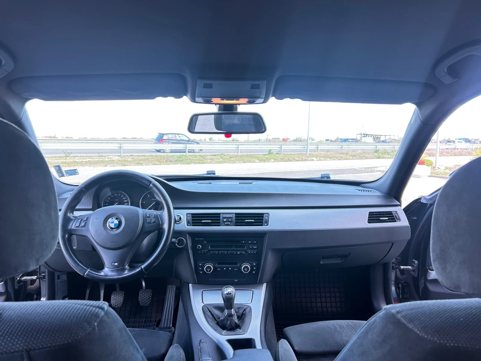 BMW 320 M-packet, снимка 10 - Автомобили и джипове - 54108679