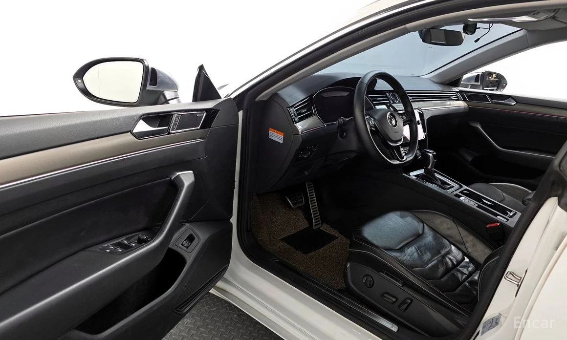 VW Arteon 2.0 TDI Prestige* DYNAUDIO* 360 CAM* KEYLESS* , снимка 6 - Автомобили и джипове - 54153220