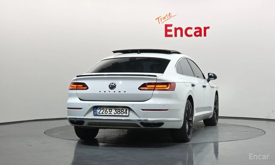 VW Arteon 2.0 TDI Prestige* DYNAUDIO* 360 CAM* KEYLESS* , снимка 4 - Автомобили и джипове - 54153220