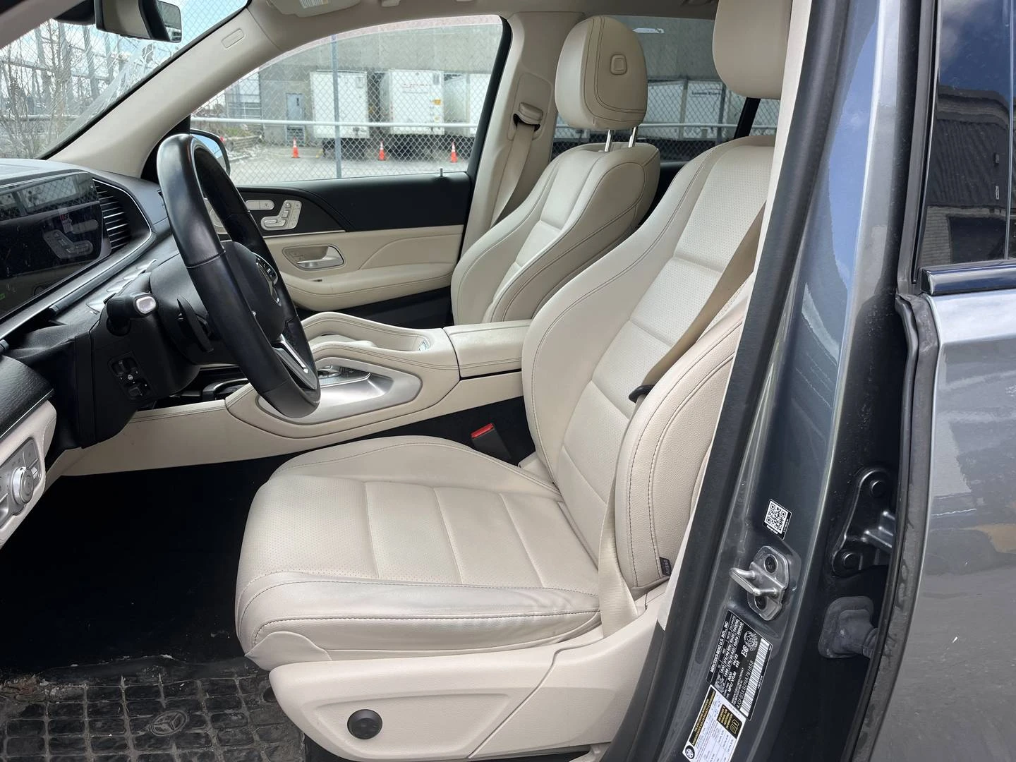 Mercedes-Benz GLE 450 AMG * Hybrid * Distronic, снимка 7 - Автомобили и джипове - 54322897
