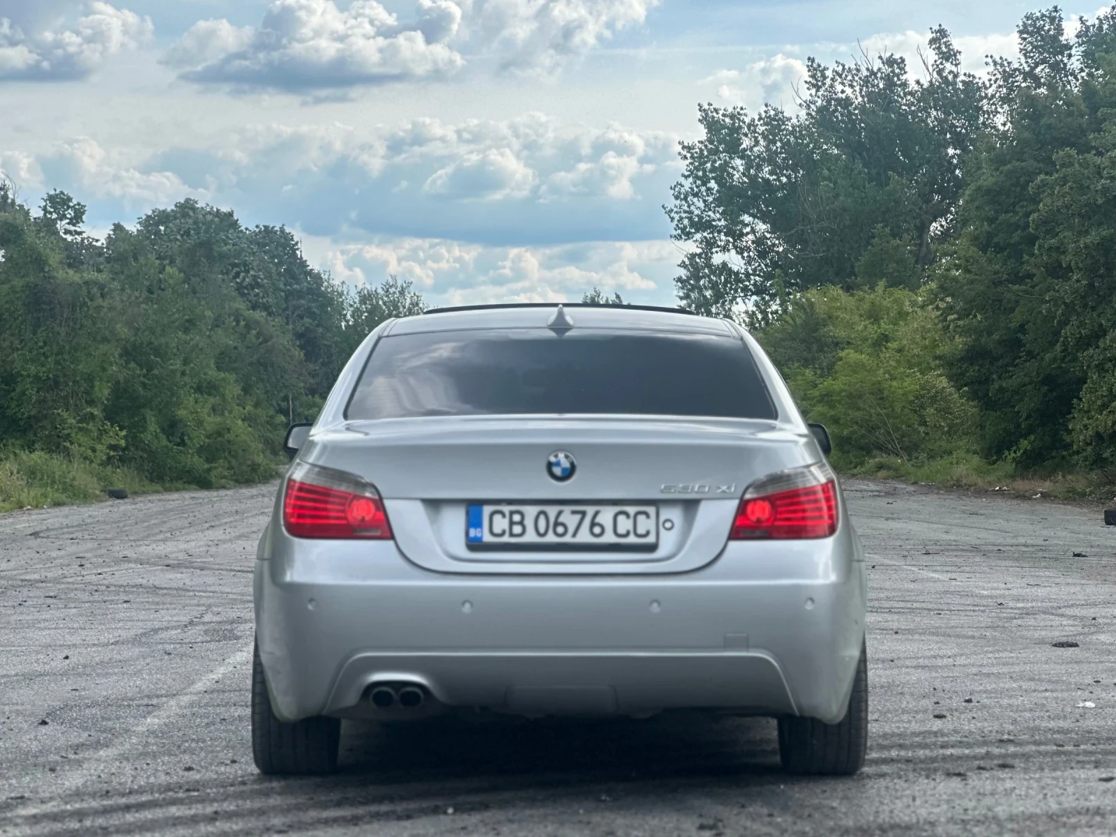 BMW 530 Xi, снимка 6 - Автомобили и джипове - 54611270