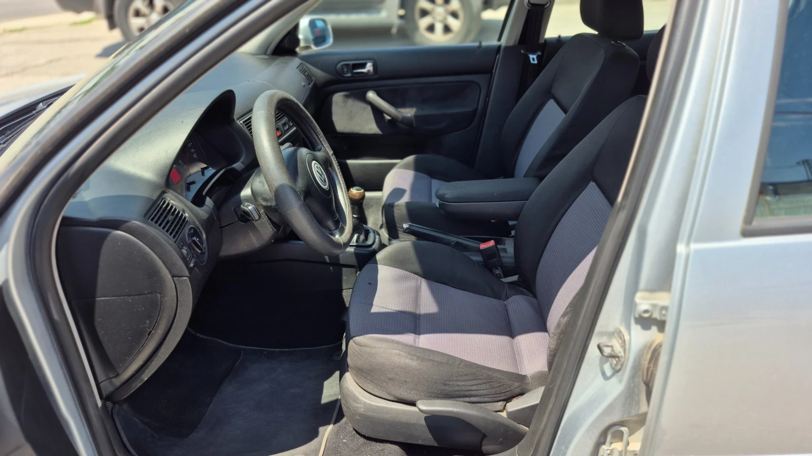 VW Golf 1.9 TDI/131 Топ, снимка 10 - Автомобили и джипове - 55200614