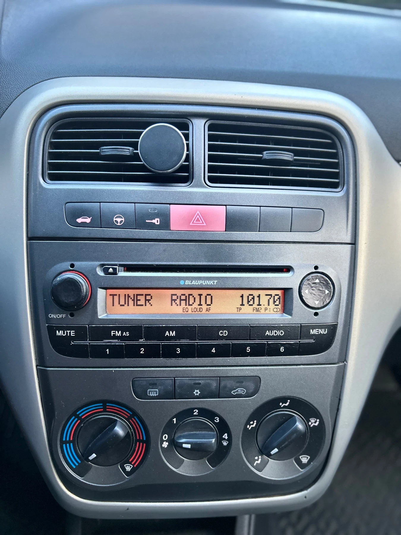 Fiat Punto, снимка 13 - Автомобили и джипове - 55425378