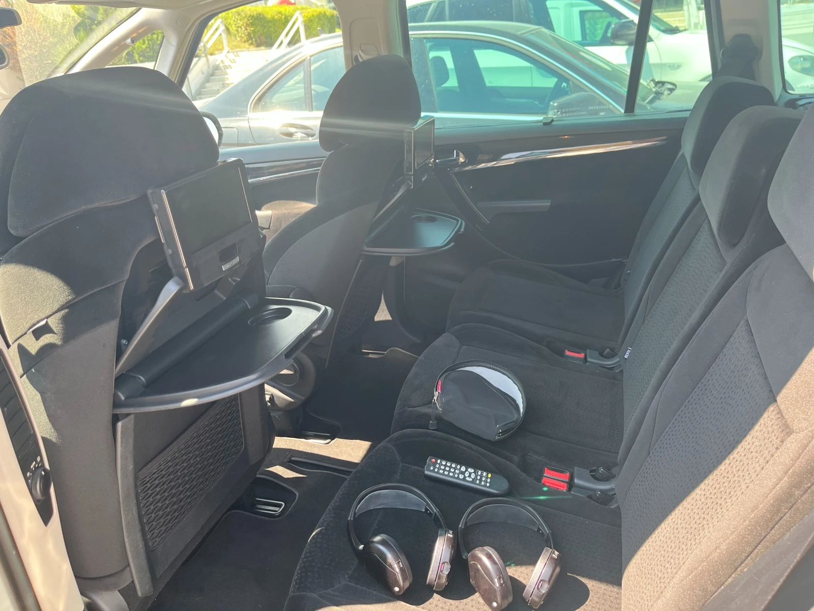 Citroen Grand C4 Picasso, снимка 10 - Автомобили и джипове - 55753078