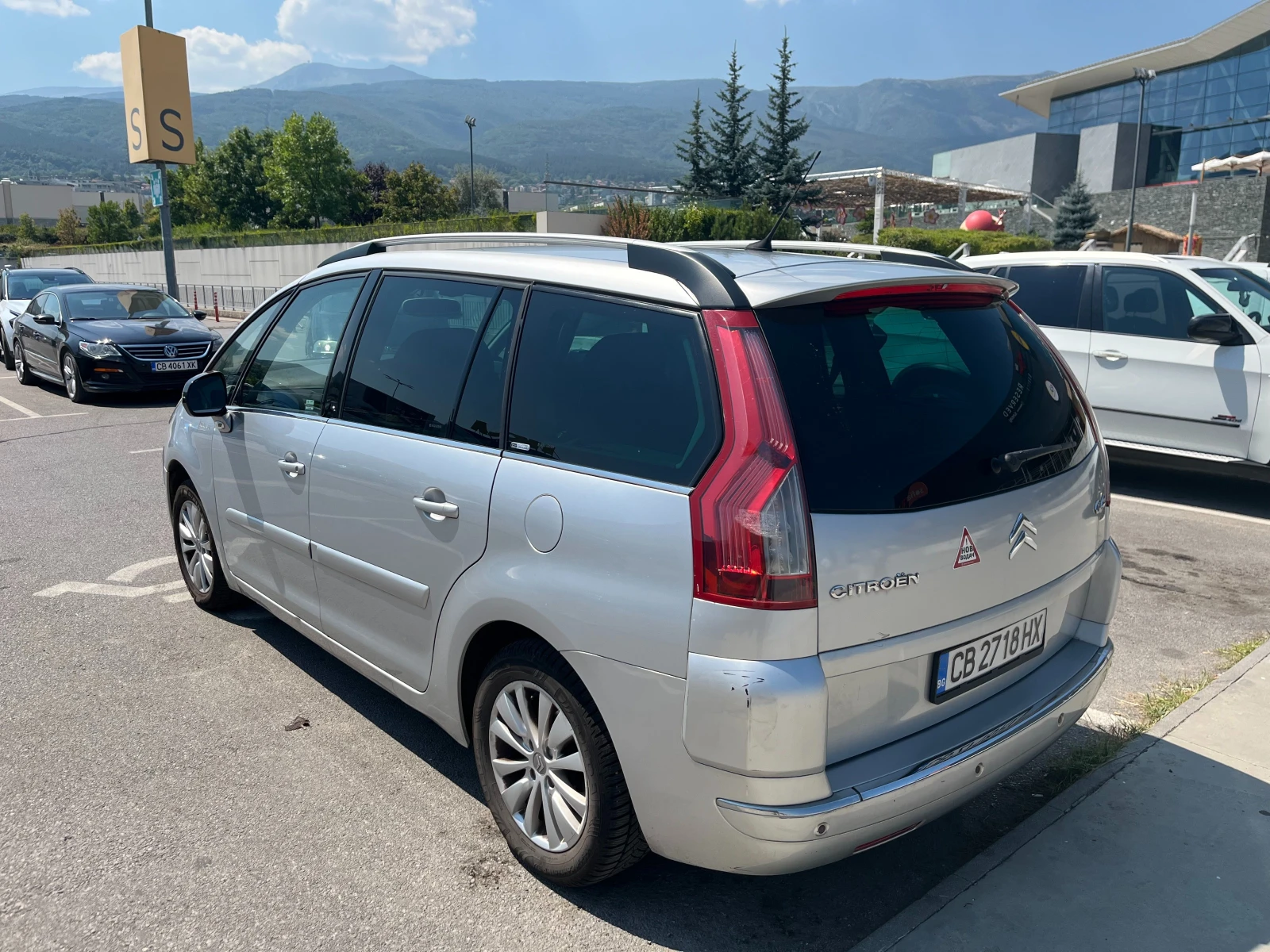 Citroen Grand C4 Picasso, снимка 4 - Автомобили и джипове - 55753078