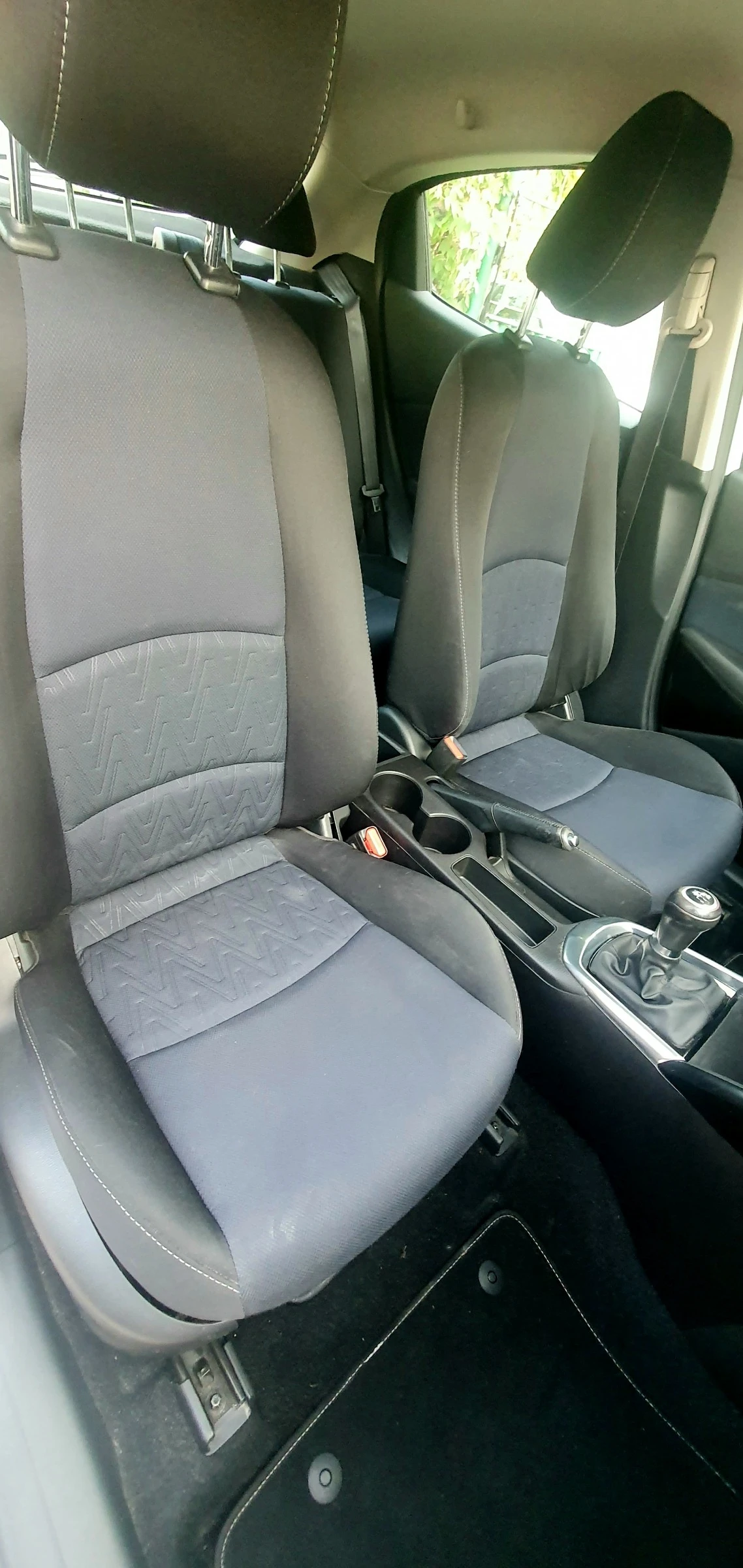 Mazda 2 1.5L SkyActiv-G (75 к.с.) 2016 г. , снимка 10 - Автомобили и джипове - 55931793