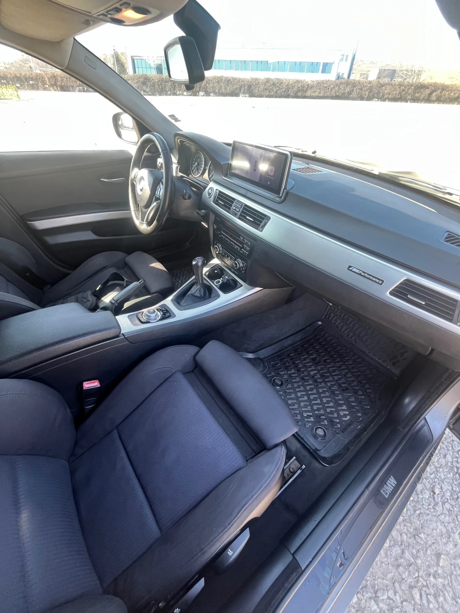 BMW 320, снимка 11 - Автомобили и джипове - 56038558