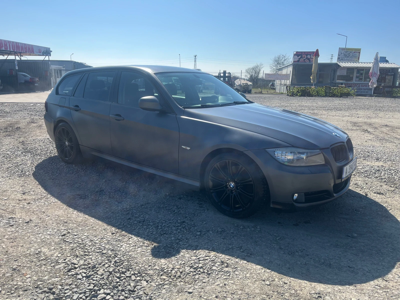 BMW 320, снимка 3 - Автомобили и джипове - 56038558