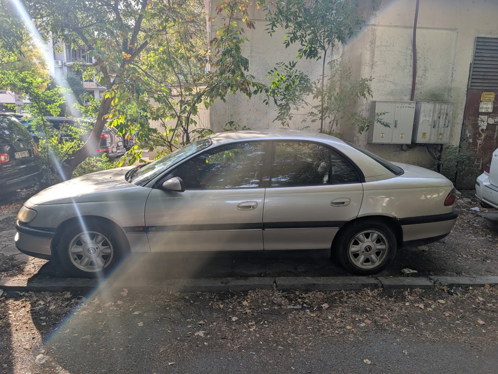 Opel Omega седан, снимка 2 - Автомобили и джипове - 56280892