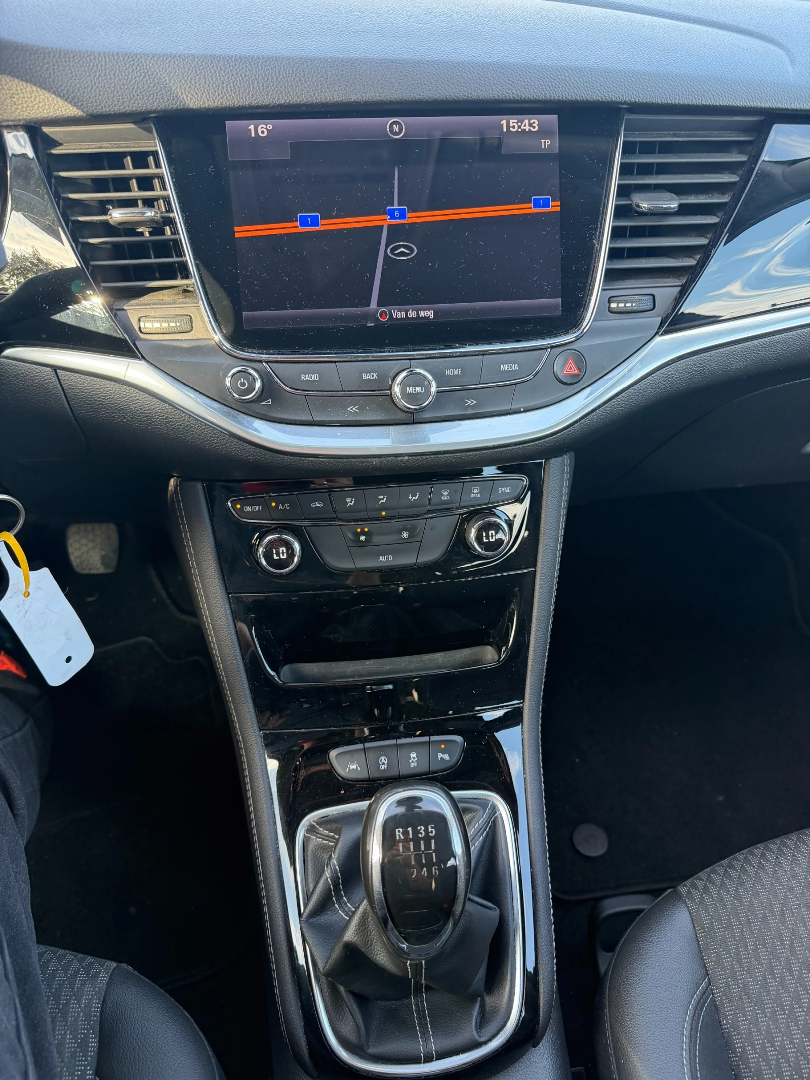 Opel Astra 1.6CDTI KOJA/NAVI EURO 6 | Mobile.bg � ����������� 13