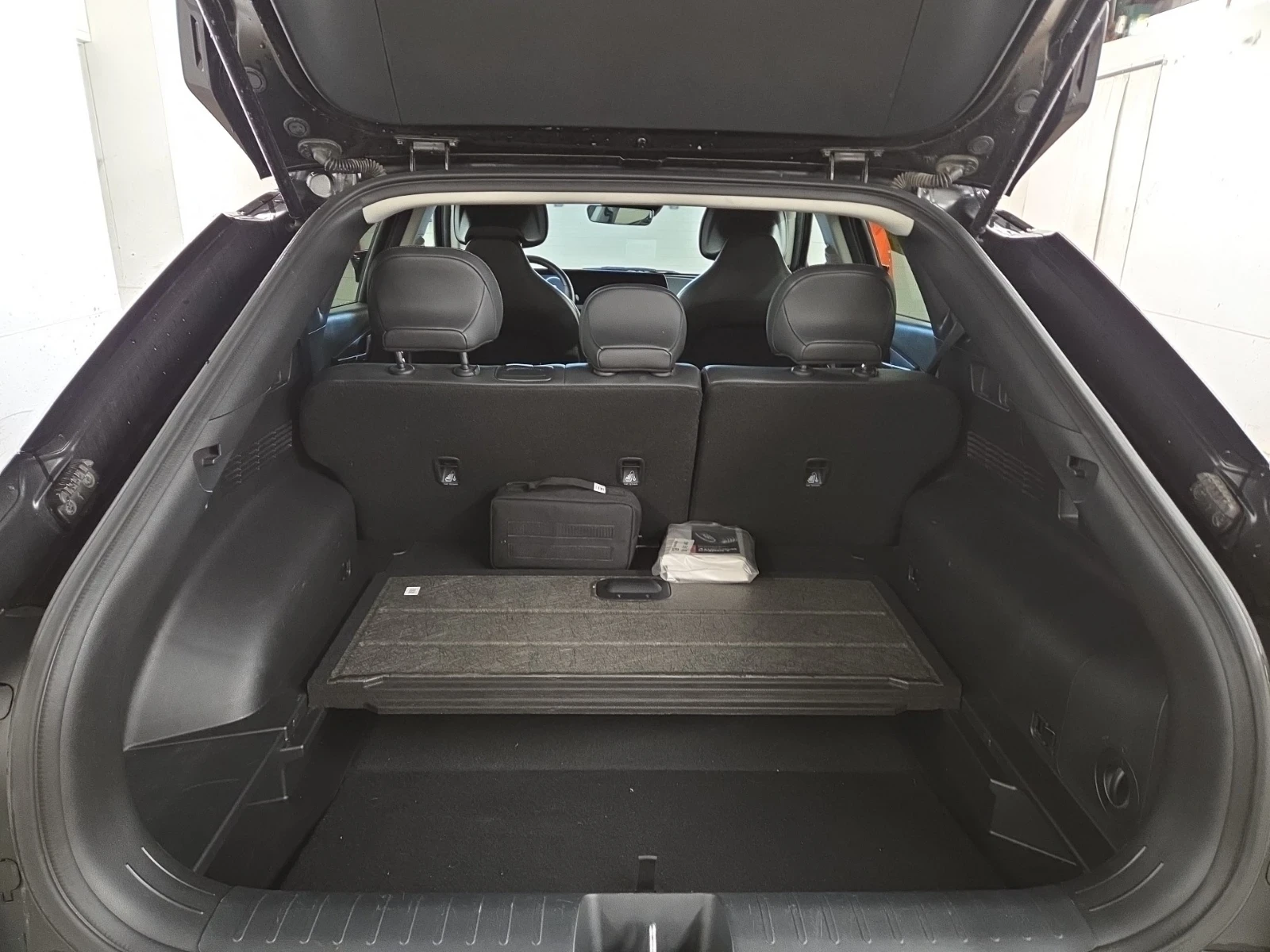 Kia EV6 * LONGRANGE* MEMORY* ПОДГРЕВ* ЗАДНAКАМЕРА* , снимка 6 - Автомобили и джипове - 56634910