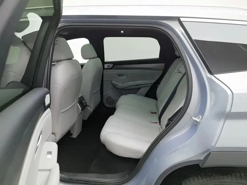 BYD Song L, снимка 12 - Автомобили и джипове - 56727277