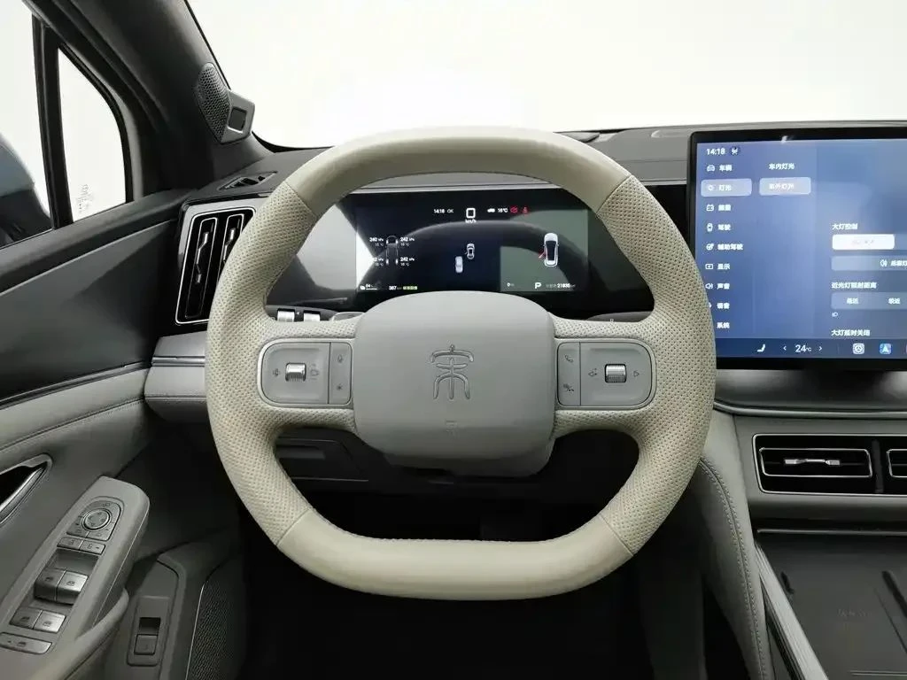BYD Song L, снимка 9 - Автомобили и джипове - 56727277