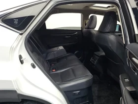 Lexus NX 300H Executive, снимка 11